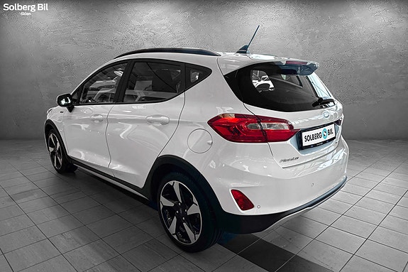 Ford Fiesta 10 of 29