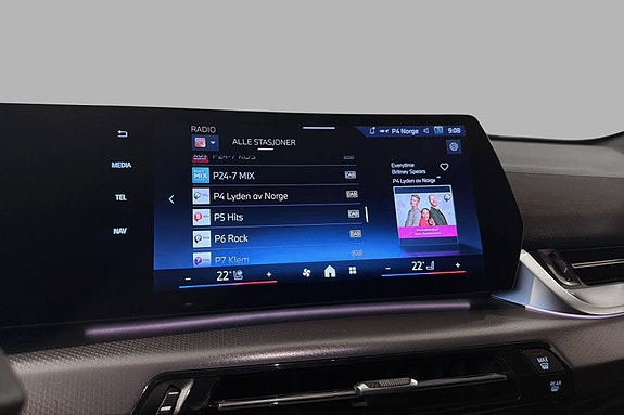 BMW iX2 19 of 26