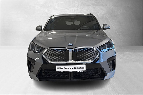 BMW iX2 2 of 26