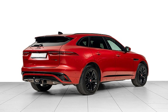 Jaguar F-PACE 2 of 30