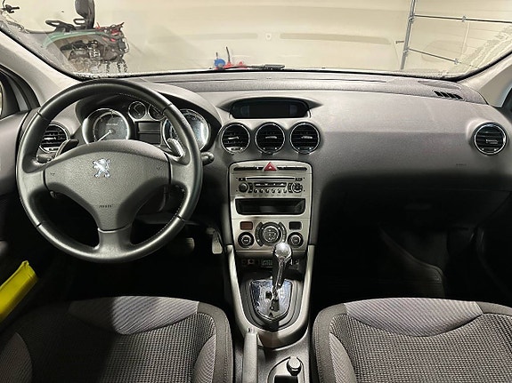 Peugeot 308 9 of 24