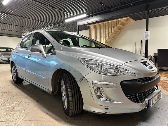 Peugeot 308 6 of 24