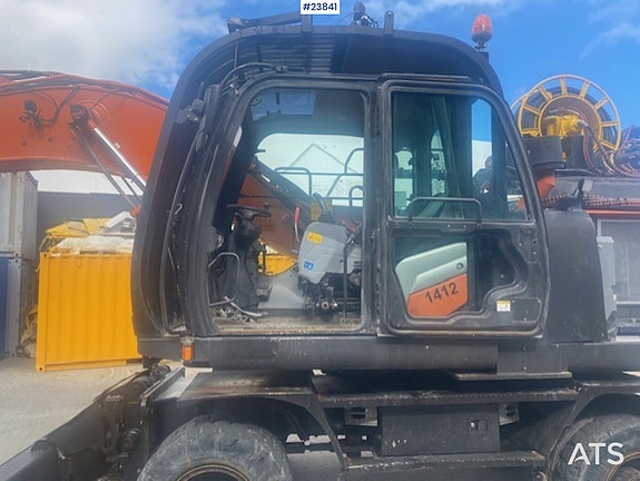 Hitachi ZX220W-7 hjulmaskin 10 of 30