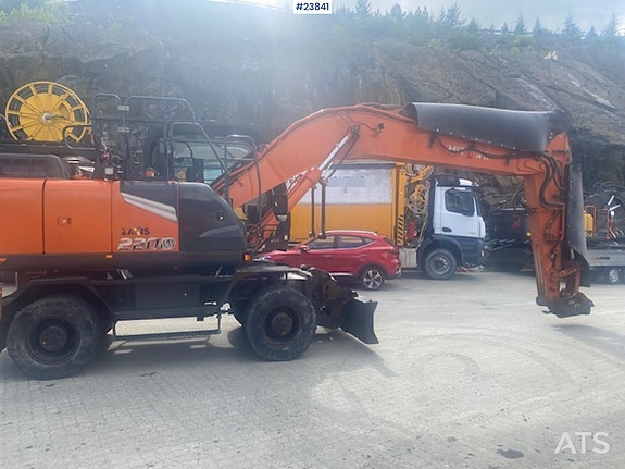 Hitachi ZX220W-7 hjulmaskin 5 of 30