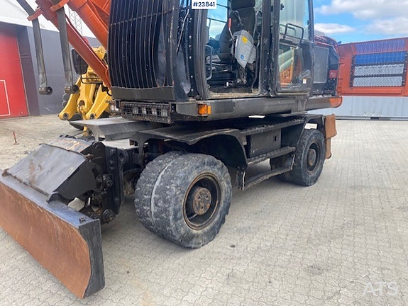 Hitachi ZX220W-7 hjulmaskin 9 of 30