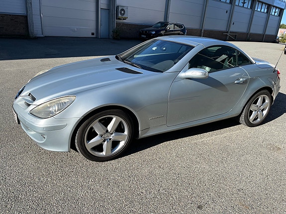 Mercedes-Benz SLK200 16 of 30