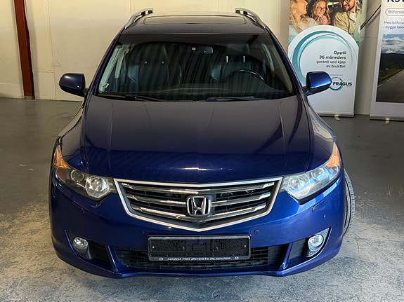 Honda Accord 4 of 30