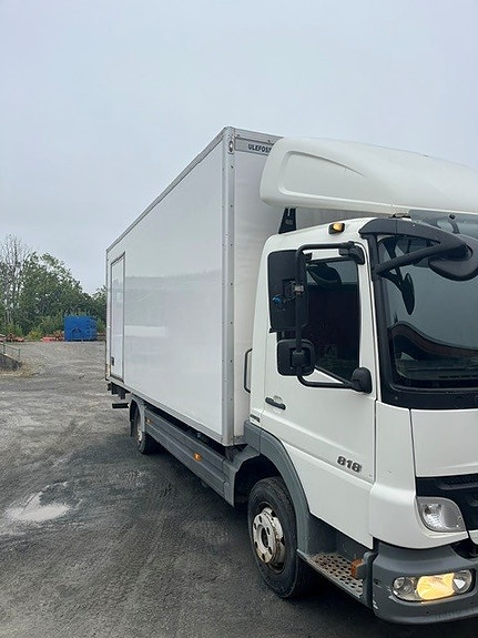 Mercedes-Benz Atego 3 of 9