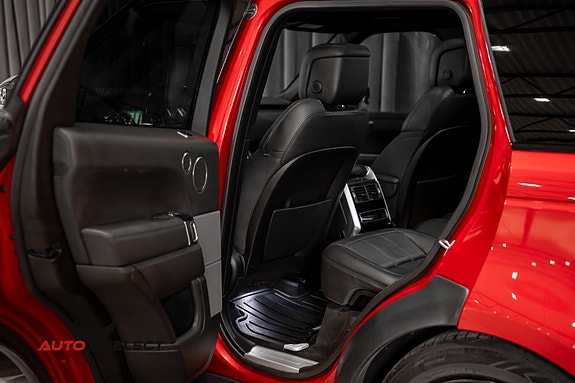 Land Rover Range Rover Sport 21 of 30