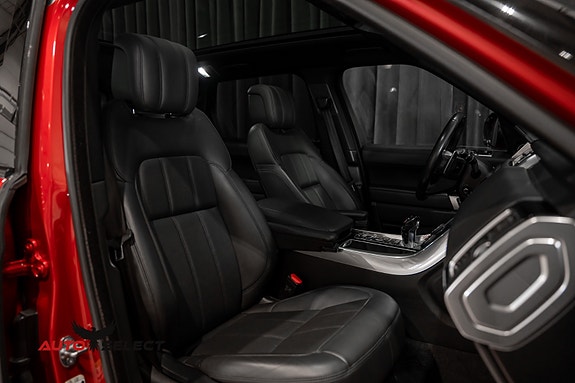 Land Rover Range Rover Sport 27 of 30