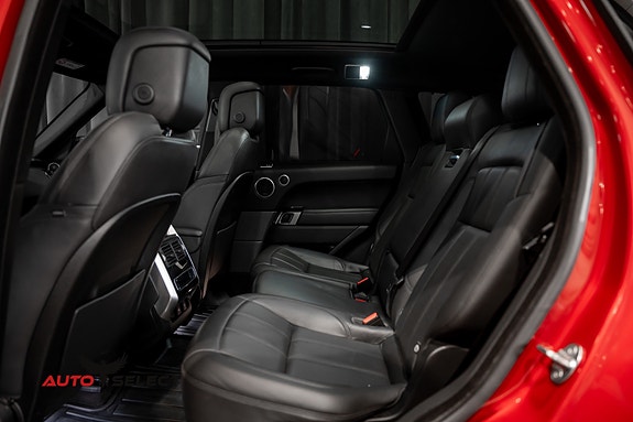 Land Rover Range Rover Sport 22 of 30