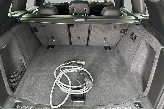BMW iX3 20 of 30