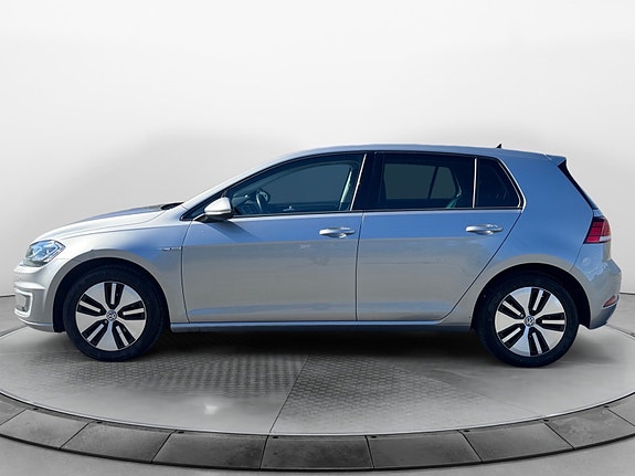 Volkswagen e-Golf VII 8 of 15