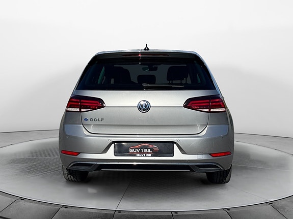 Volkswagen e-Golf VII 5 of 15
