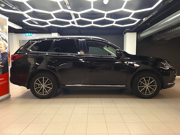 Mitsubishi Outlander 11 of 30