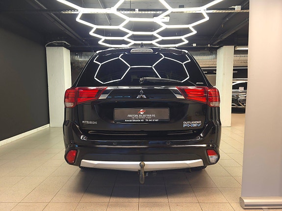 Mitsubishi Outlander 8 of 30