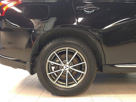 Mitsubishi Outlander 10 of 30