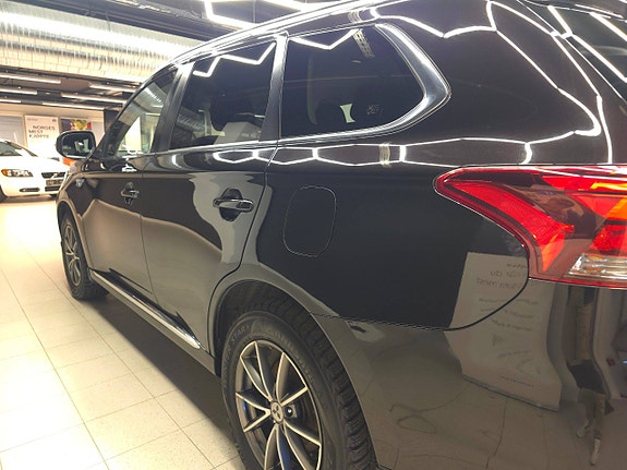 Mitsubishi Outlander 6 of 30