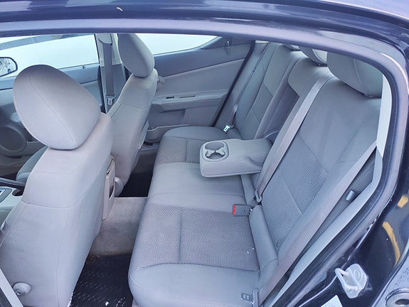 Dodge Avenger 17 of 21
