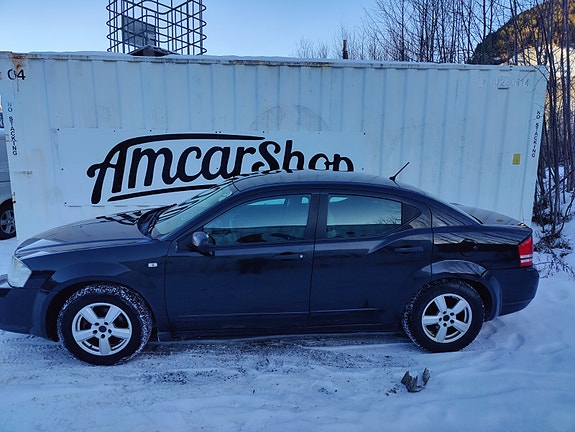 Dodge Avenger 3 of 21