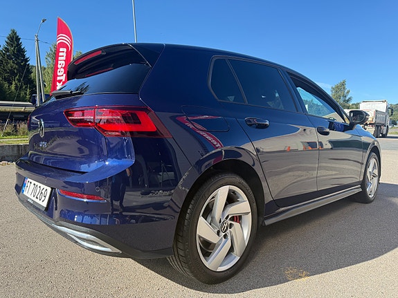 Volkswagen Golf VIII 7 of 19