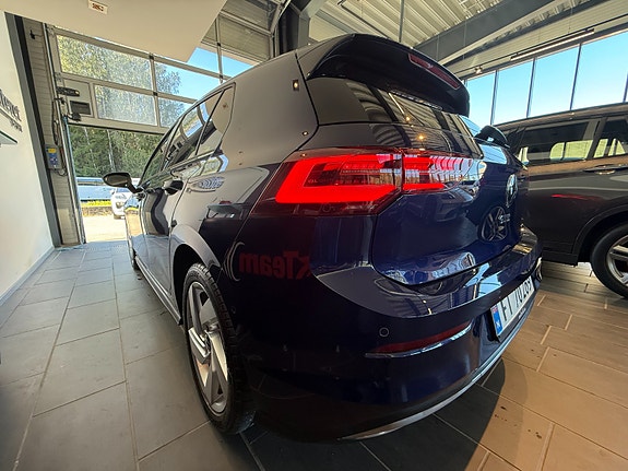 Volkswagen Golf VIII 13 of 19