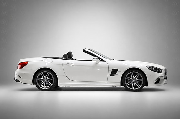 Mercedes-Benz SL500 4 of 19