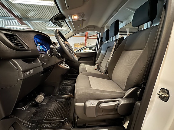 Toyota Proace 10 of 30