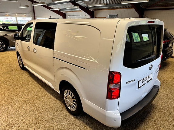 Toyota Proace 3 of 30