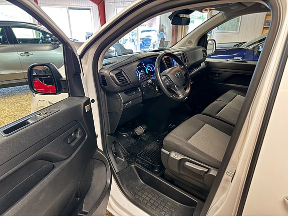 Toyota Proace 9 of 30