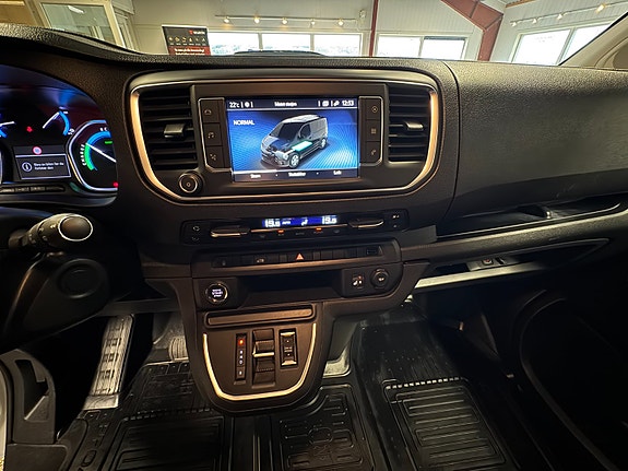 Toyota Proace 14 of 30