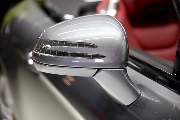 Mercedes-Benz SL400 23 of 27