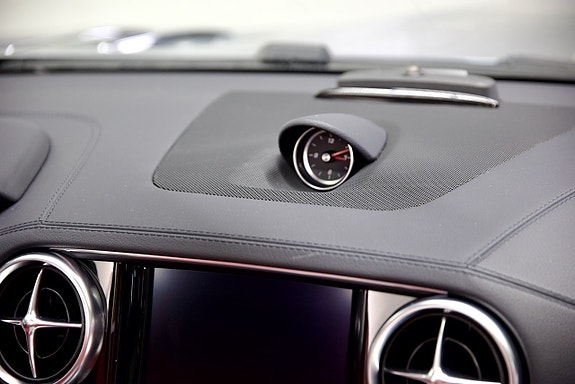 Mercedes-Benz SL400 19 of 27