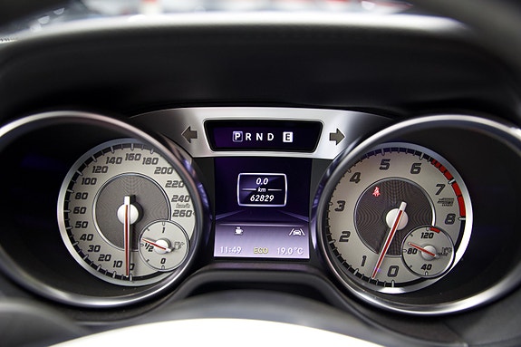 Mercedes-Benz SL350 6 of 30