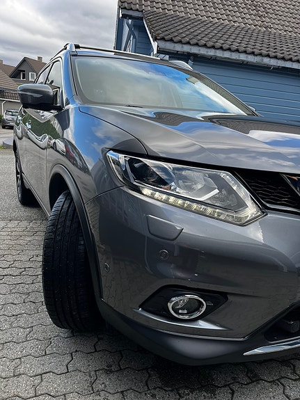Nissan X-Trail 3 of 30
