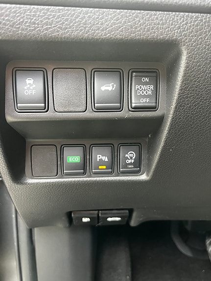 Nissan X-Trail 13 of 30