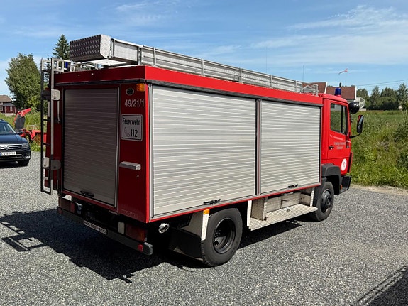 Mercedes-Benz 814 10 of 30
