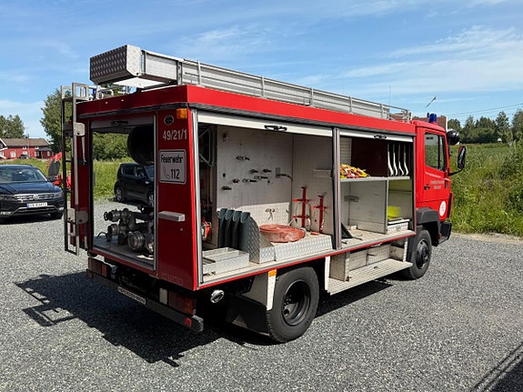 Mercedes-Benz 814 11 of 30