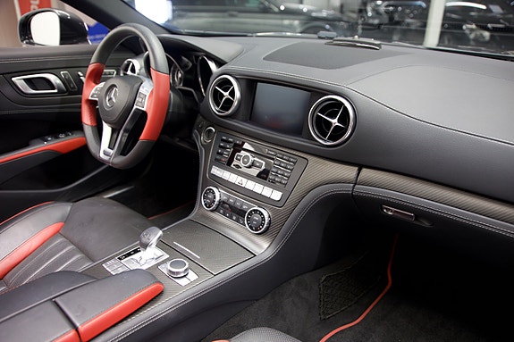 Mercedes-Benz SL350 4 of 30