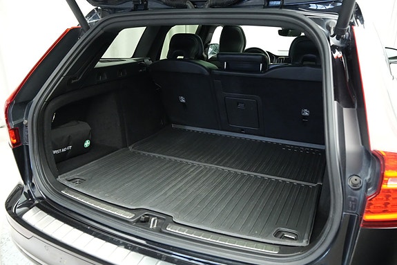 Volvo V60 10 of 30