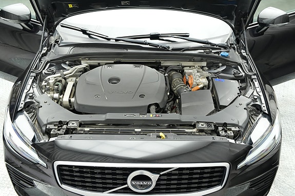 Volvo V60 3 of 30