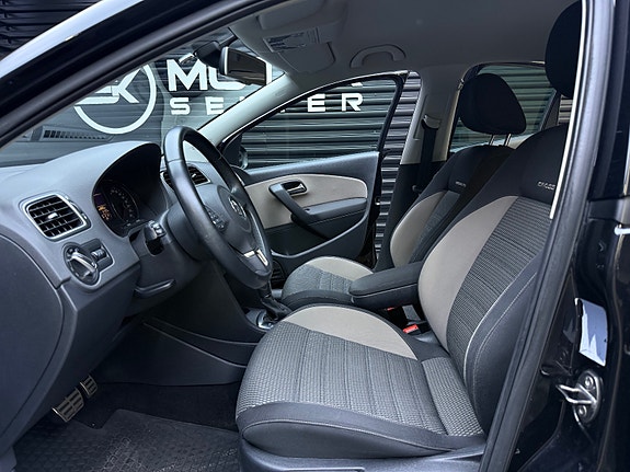 Volkswagen Polo Cross 23 of 30
