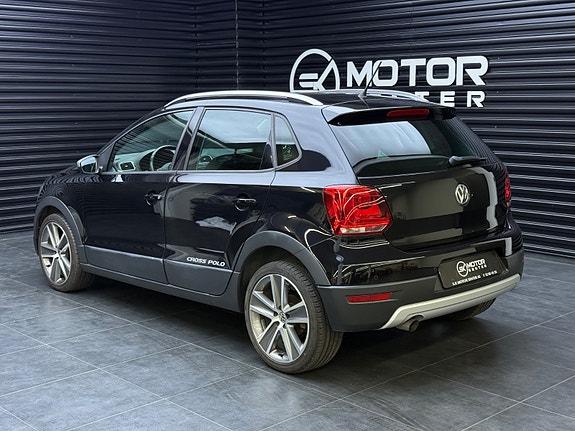 Volkswagen Polo Cross 2 of 30
