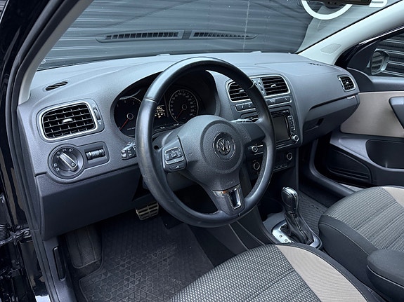 Volkswagen Polo Cross 10 of 30