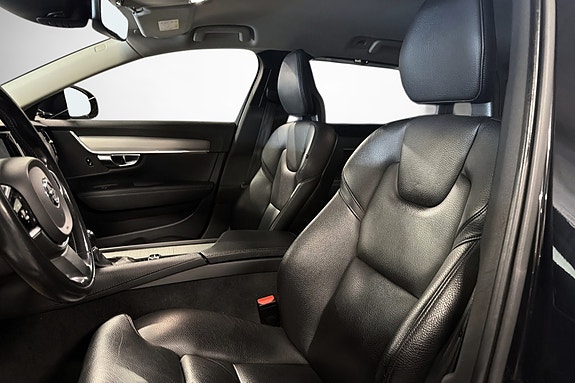 Volvo V90 13 of 30