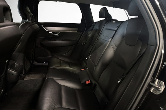 Volvo V90 14 of 30