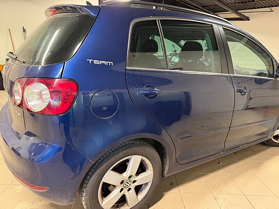 Volkswagen Golf Plus 4 of 27