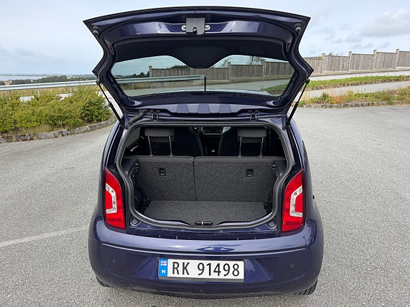 Volkswagen UP! 10 of 17