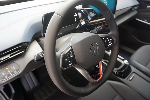Volkswagen ID.5 GTX 16 of 23
