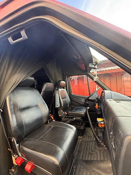 Mercedes-Benz Sprinter 412 8 of 8